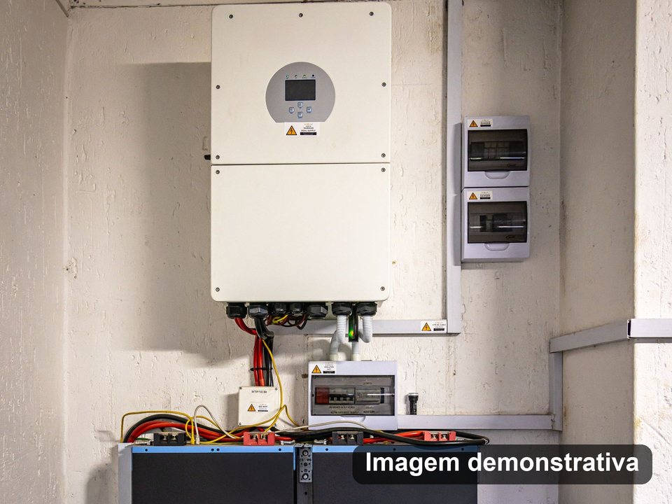 Imagem demonstrativa de sistema híbrido com bateria